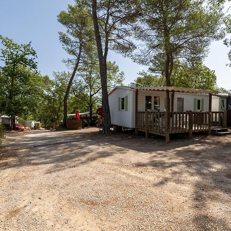 Camping Lou Cantaire Hotell Fayence Exteriör bild