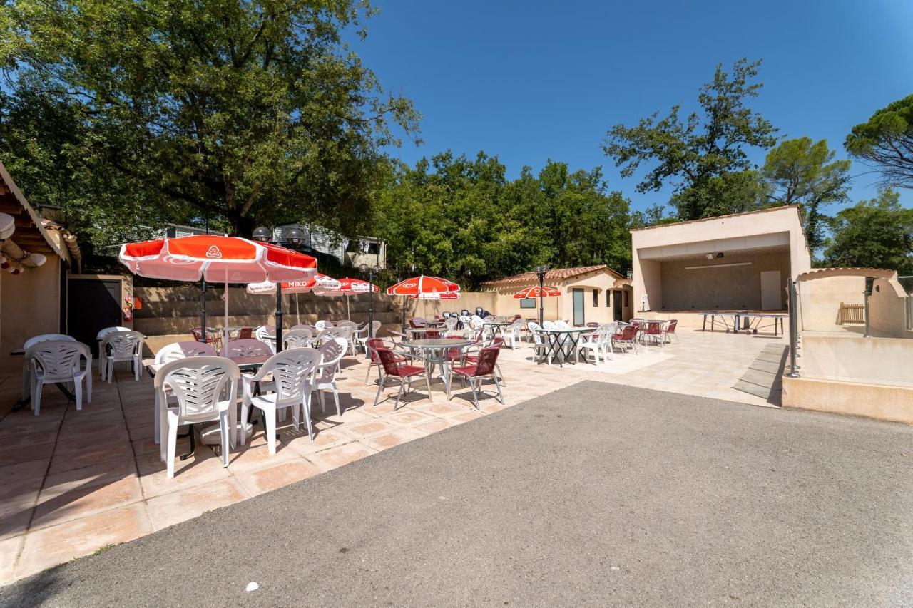 Camping Lou Cantaire Hotell Fayence Exteriör bild