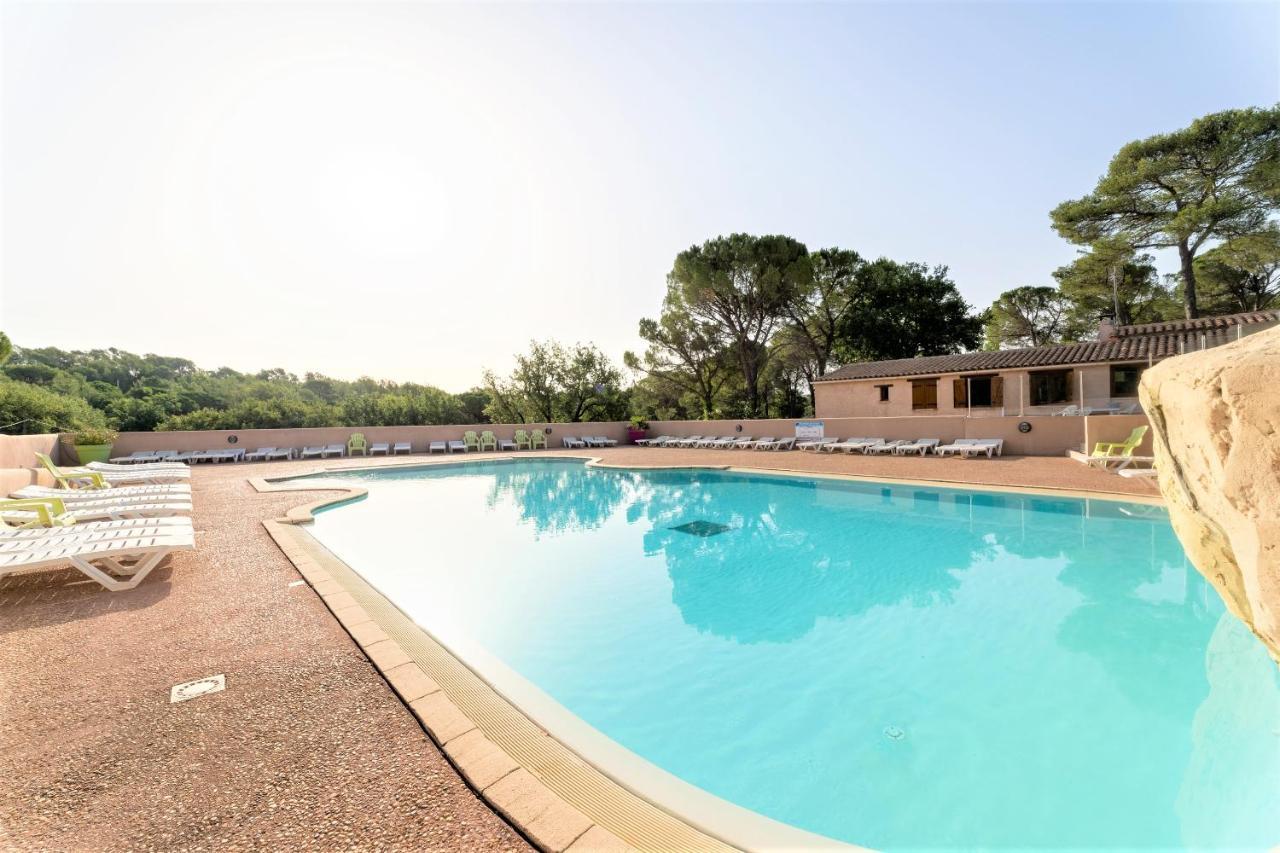 Camping Lou Cantaire Hotell Fayence Exteriör bild