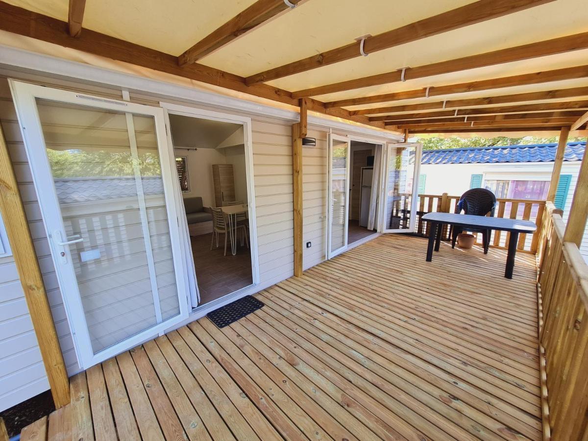 Camping Lou Cantaire Hotell Fayence Exteriör bild